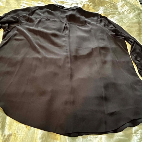 NEW PHOTOS! TUXEDO BLOUSE, BLACK, SIZE 3X, FRONT PLEATS, FRONT BUTTONS, LONG SLV - Picture 4 of 12